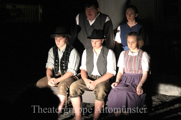 Image 107 of 110  -  201 kB