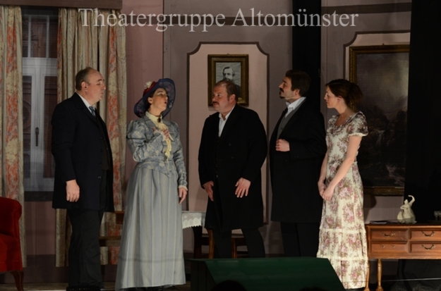 Image 40 of 53  -  165 kB